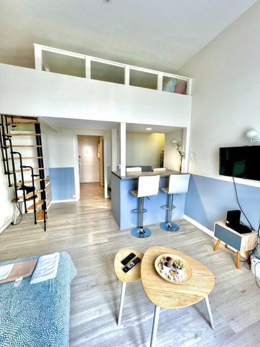 Appartement Au Bord Des Berges + Parking Toulouse Exterior photo
