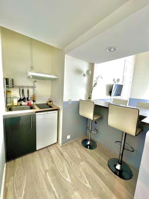 Appartement Au Bord Des Berges + Parking Toulouse Exterior photo